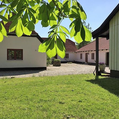 Vranum Guesthouse ヴィボー エクステリア 写真