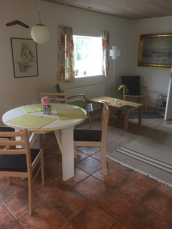 Vranum Guesthouse ヴィボー エクステリア 写真